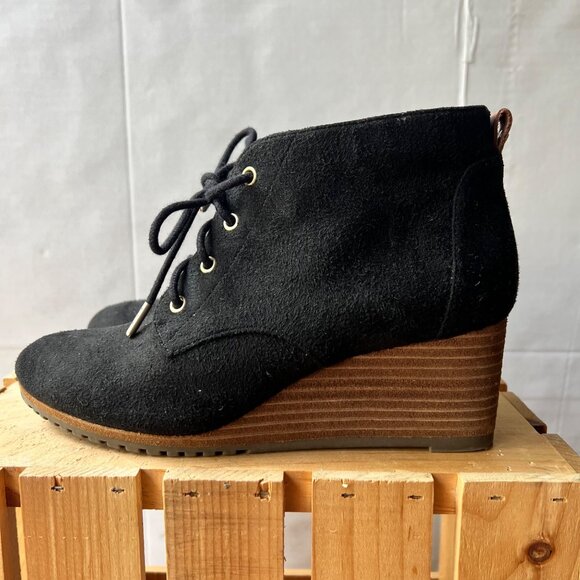 Dr. Scholl's Size 8 Black Dakota Faux Suede Lace Up Wedge Heel Ankle Booties - Picture 10 of 16